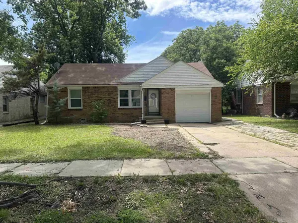 637 S Lightner Dr., Wichita, KS 67218