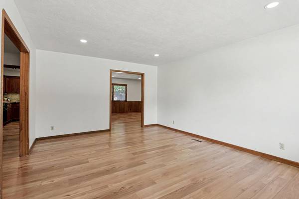 2033 N Gow, Wichita, KS 67203