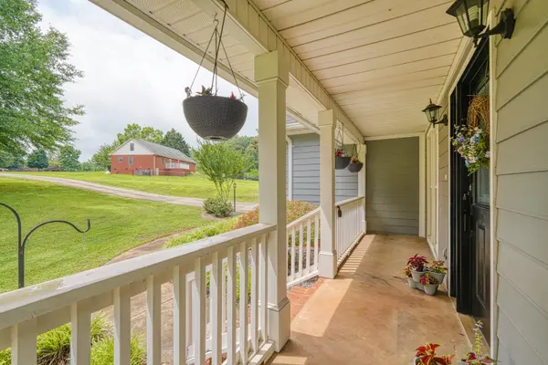 257 Valleyhigh DR, Inman, SC 29349
