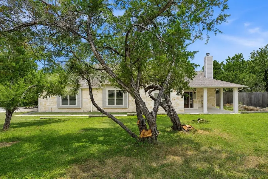4100 Rockwood DR, Lago Vista, TX 78645