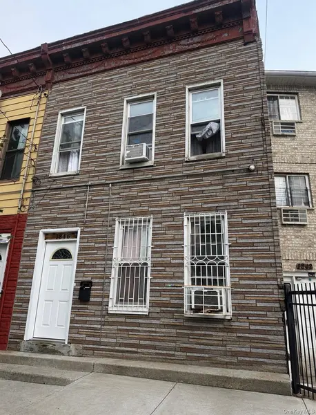 1846 Unionport RD, Bronx, NY 10462