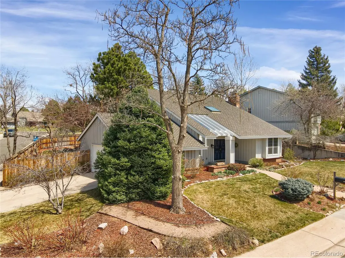 3607 E Geddes, Centennial, CO 80122