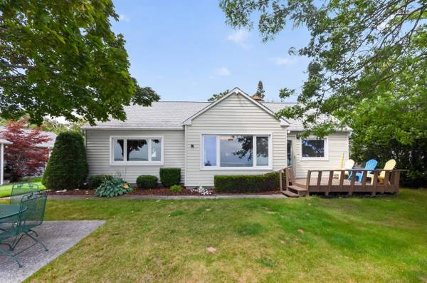 1105 Bay DR, Tawas Twp, MI 48763