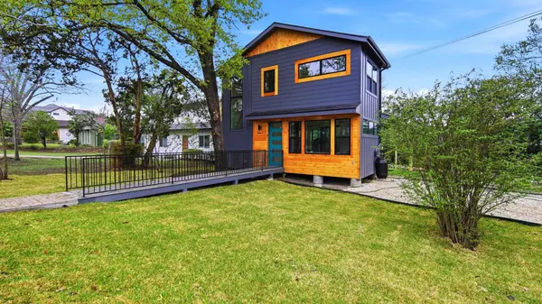 300 Lightsey RD #2, Austin, TX 78704