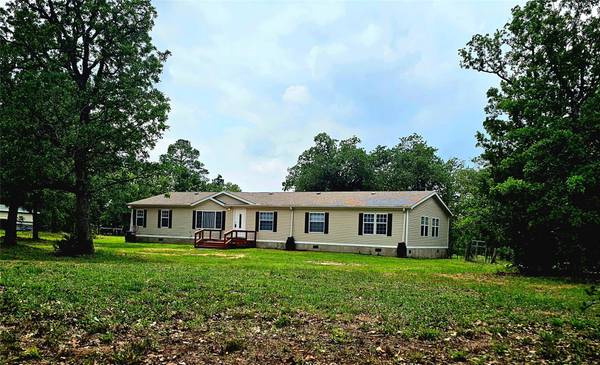552 S Old Potato RD,  Paige,  TX 78659