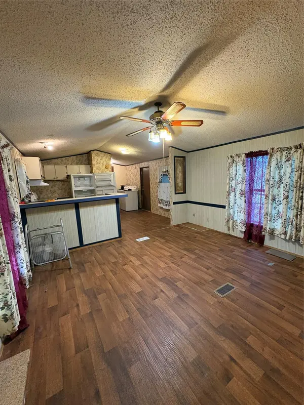 165 Quail Ridge DR, Kyle, TX 78640
