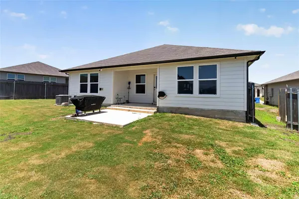 908 Gerardia CT, Seguin, TX 78155