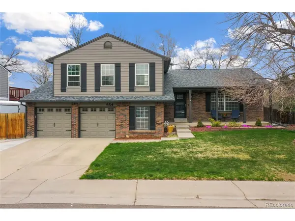 654 E Nova, Littleton, CO 80122