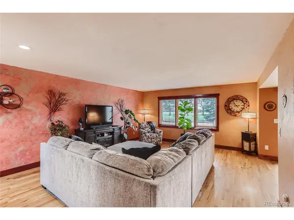 2032 Vista, Loveland, CO 80538