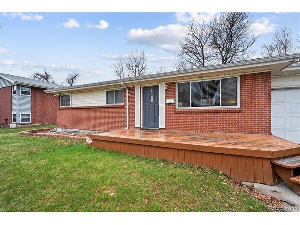 6085 Parfet,  Arvada,  CO 80004