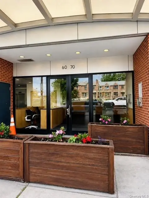 60-70 Woodhaven BLVD #4I, Elmhurst, NY 11373