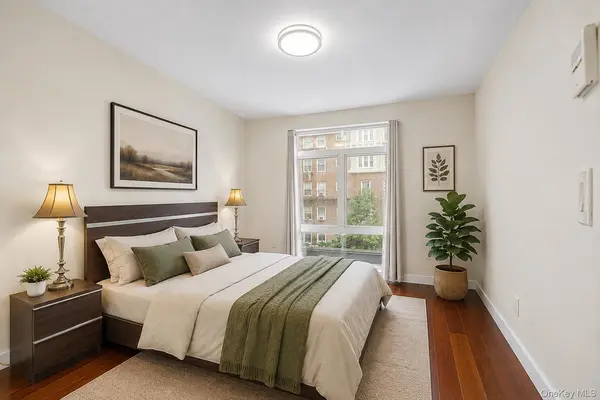 142-38 37th Ave #4H, Flushing, NY 11354