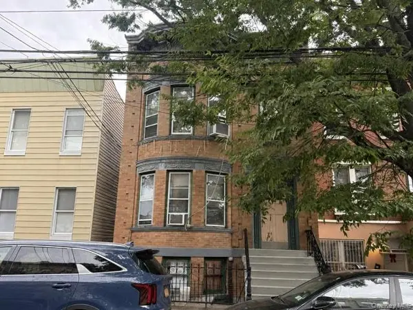 14-28 30th Drive, Astoria, NY 11102