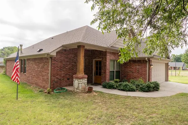 401 E Robert S Kerr BLVD, Wynnewood, OK 73098