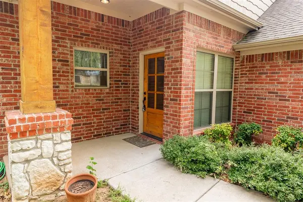401 E Robert S Kerr BLVD, Wynnewood, OK 73098