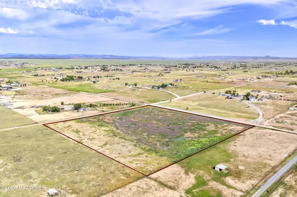 10125 N Lawrence LN, Prescott Valley, AZ 86315