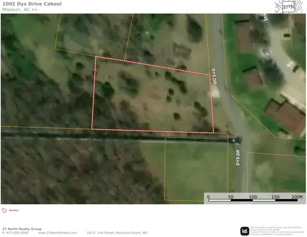 1002 Dys DR, Cabool, MO 65689