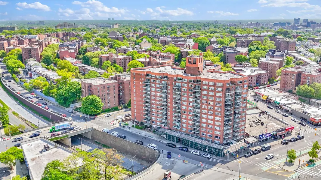 85-15 Main ST #5F, Jamaica, NY 11435