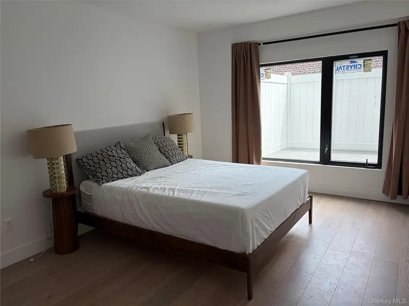 52-16 Roosevelt AVE #2C, Woodside, NY 11377