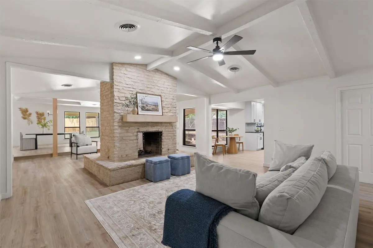 703 Parkway ST, Georgetown, TX 78628