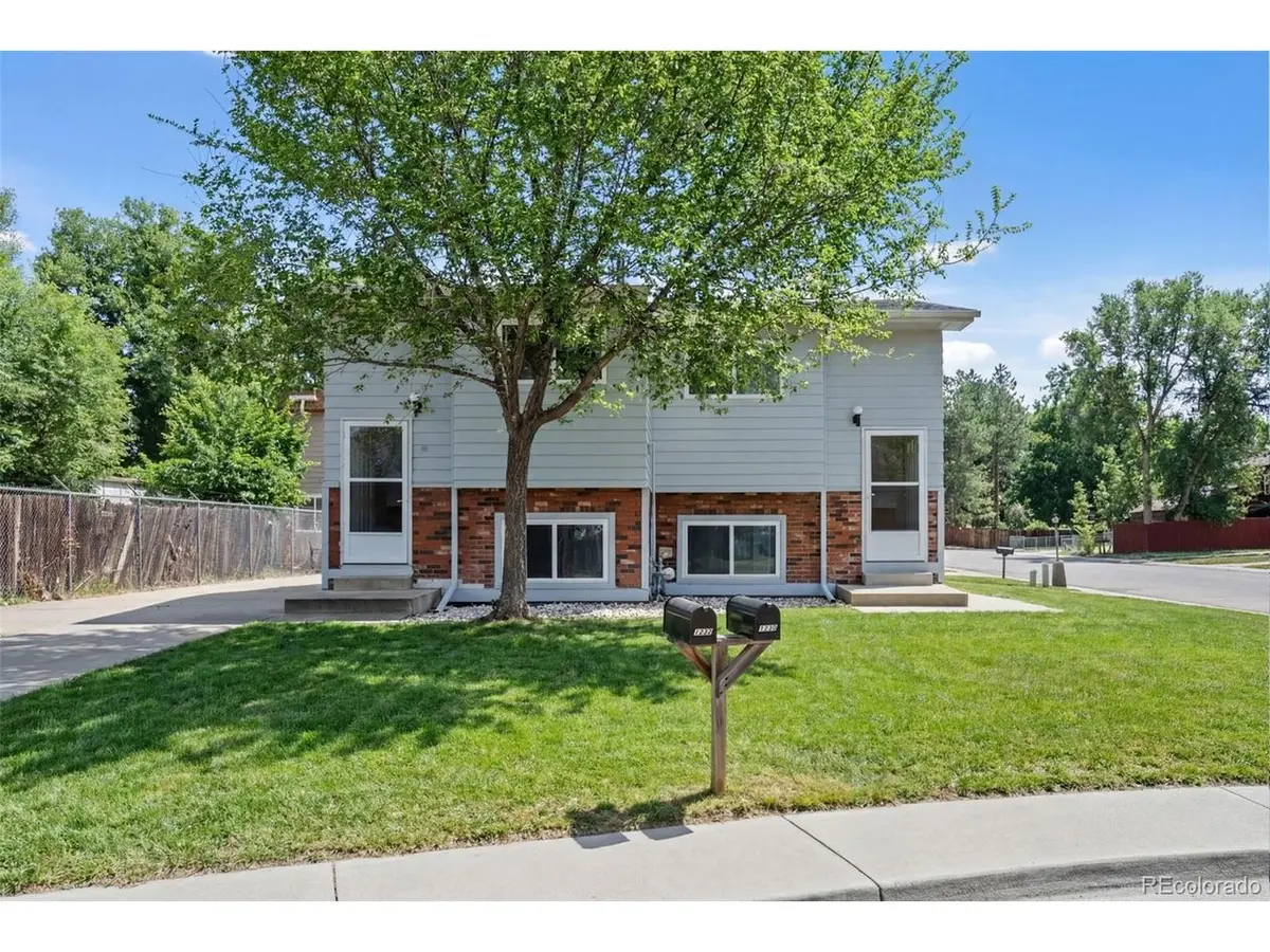 1232 Emery, Longmont, CO 80501