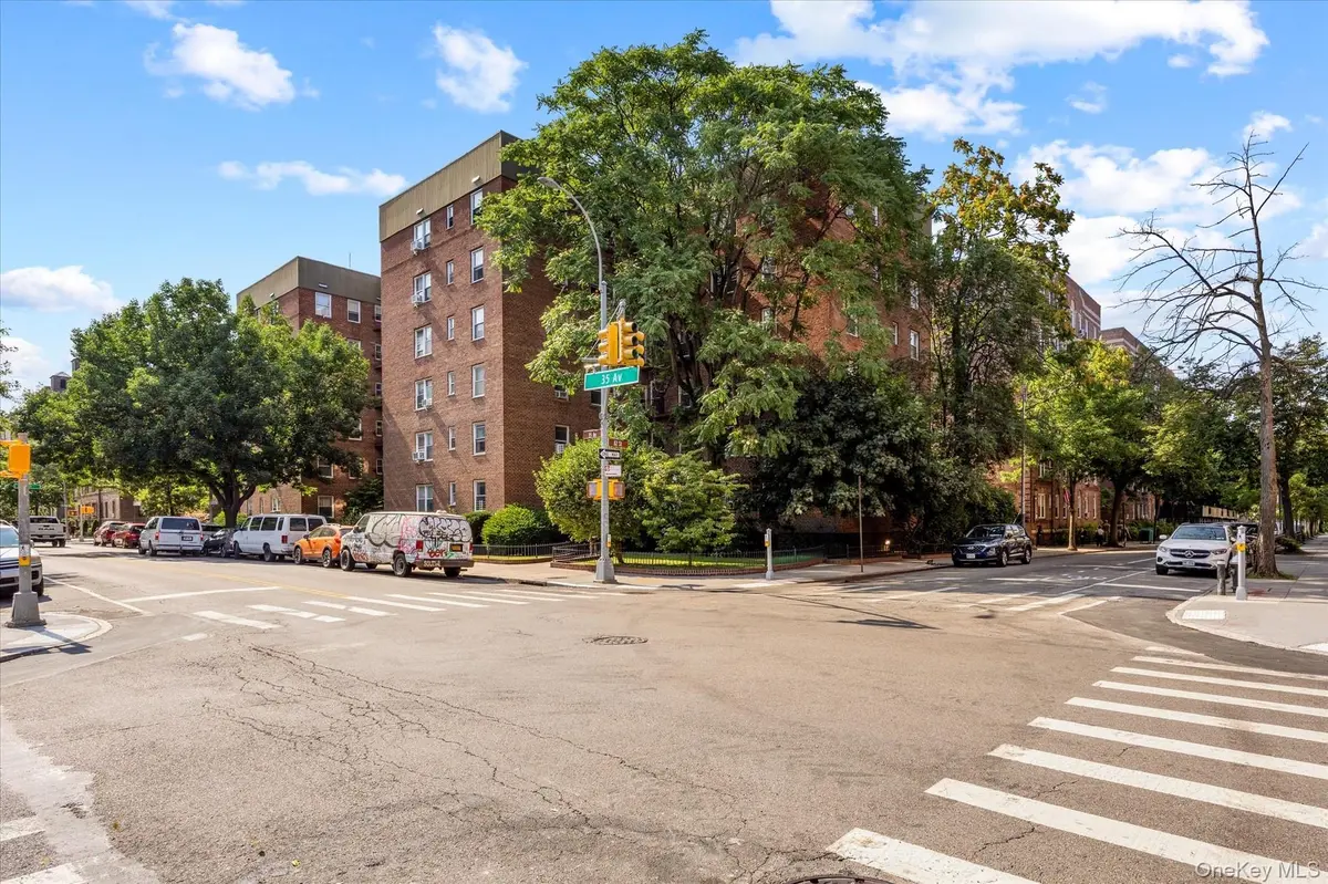 81-15 35th AVE #6B, Jackson Heights, NY 11372