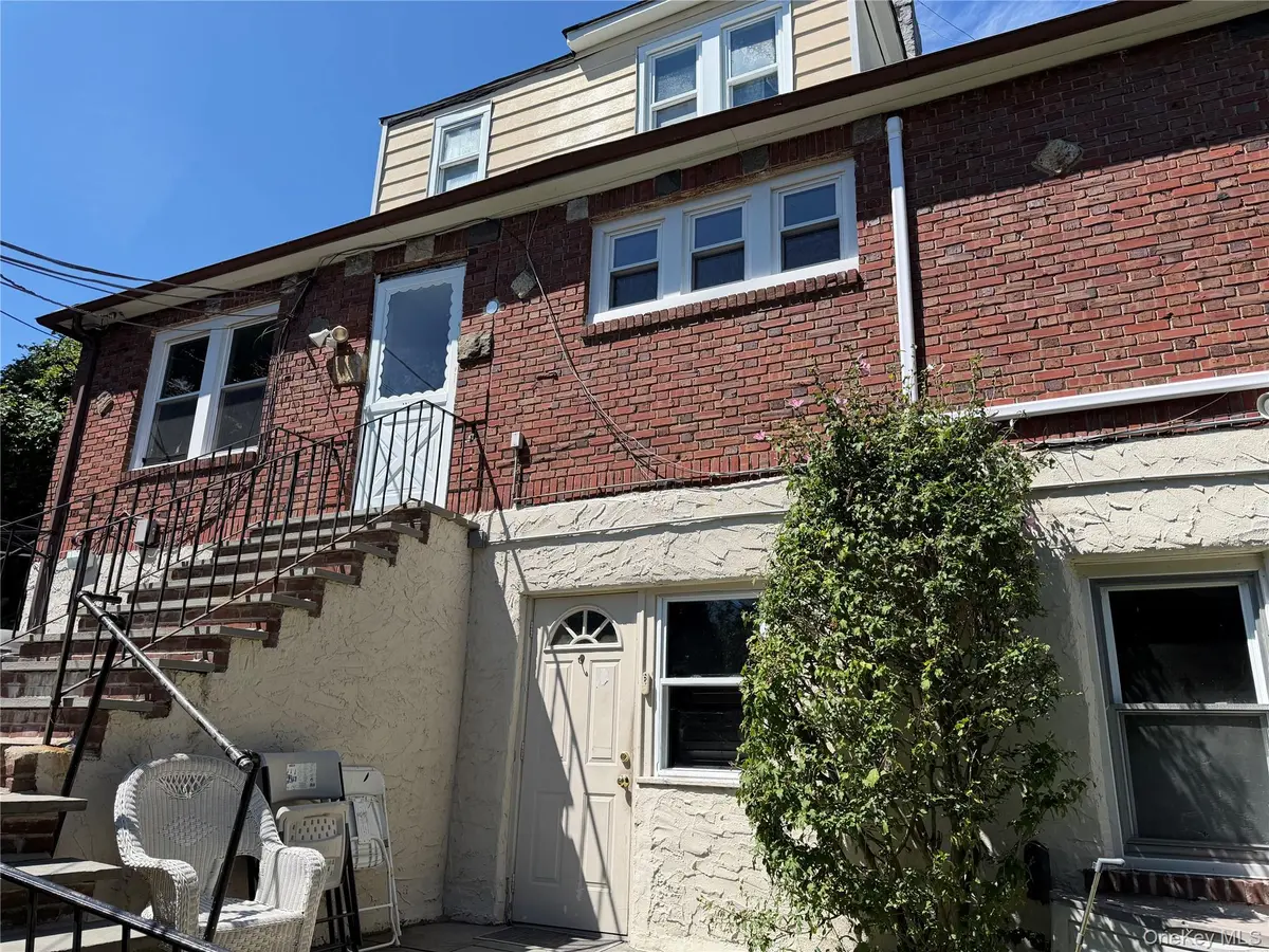 40 Paula AVE, Yonkers, NY 10704