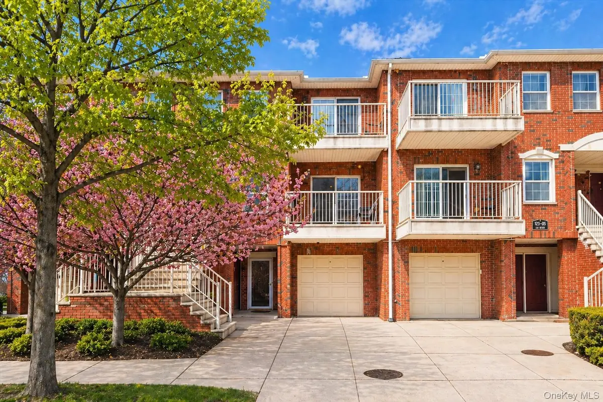 12303 Lax AVE #B, College Point, NY 11356