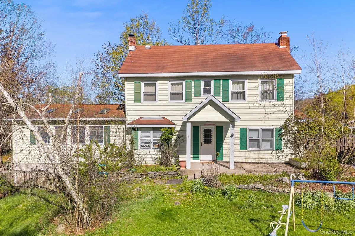 43 Taylor RD, Parksville, NY 12768