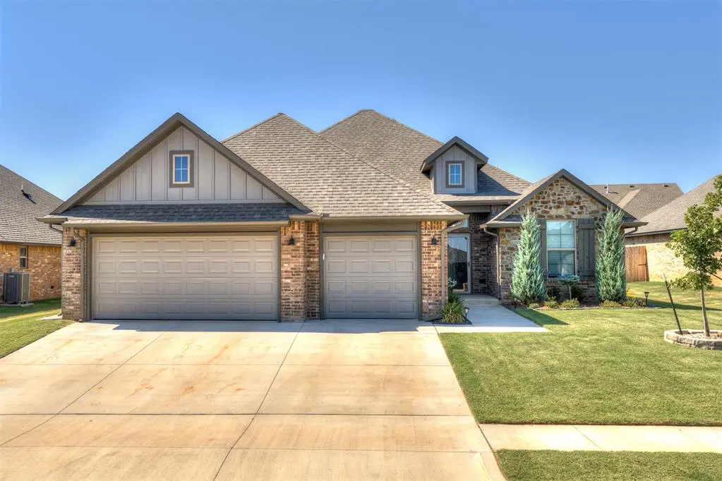 11604 NW 104th ST, Yukon, OK 73099