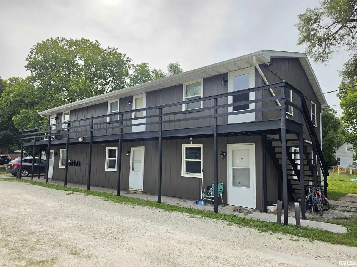 609 S 3RD ST, Pekin, IL 61554