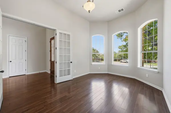 205 Crosswind CT, Cedar Park, TX 78613