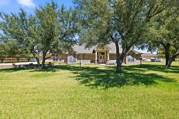 5421 FM 619, Taylor, TX 76574