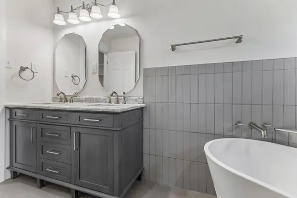 8921 Corran Ferry DR, Austin, TX 78749