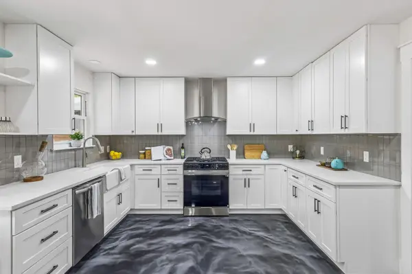8921 Corran Ferry DR, Austin, TX 78749