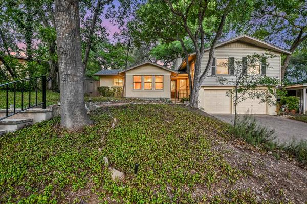 1113 BLUEBONNET LN, Austin, TX 78704