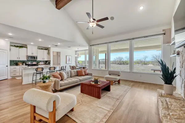 1642 Scull RD, San Marcos, TX 78666