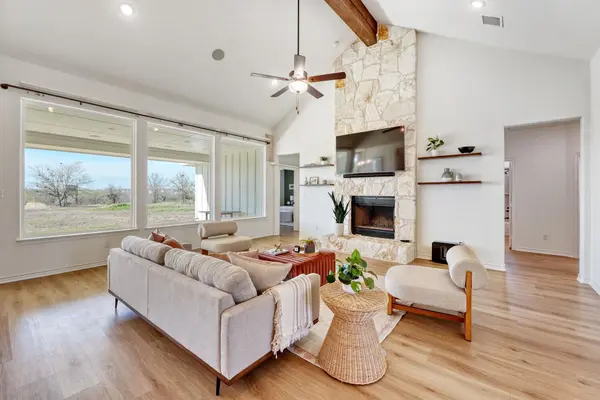 1642 Scull RD, San Marcos, TX 78666