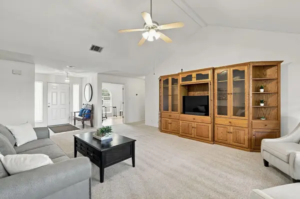 21500 Sierra TRL, Lago Vista, TX 78645