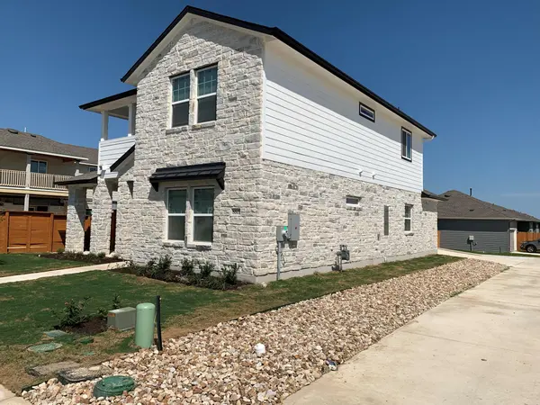 8601 Looksee W, Austin, TX 78744