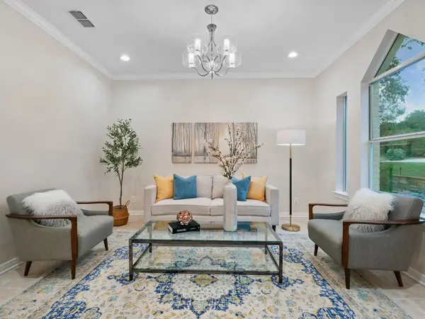 9402 Bluegrass DR, Austin, TX 78759