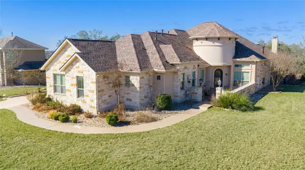 120 Applewood DR, Driftwood, TX 78619