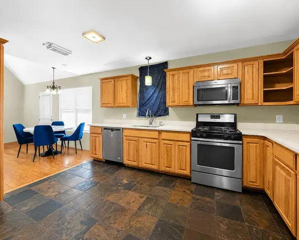 925 Longhollow RD, Dale, TX 78616