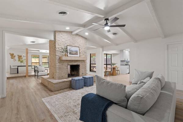 703 Parkway ST, Georgetown, TX 78628