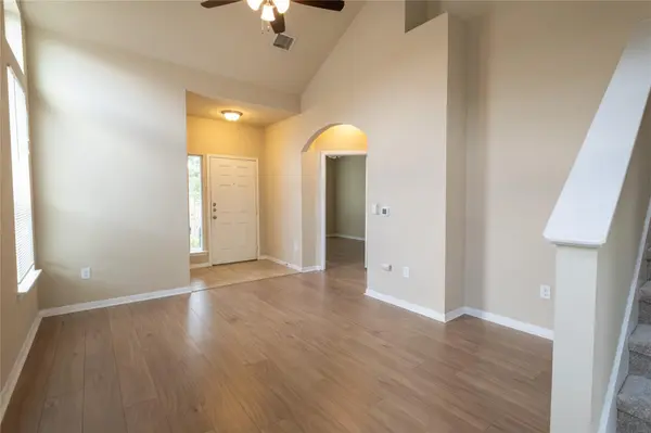 1700 Arborside DR, Austin, TX 78754