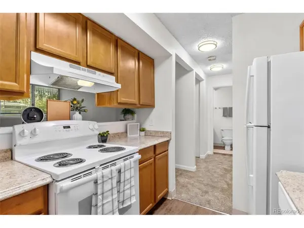 2707 Valmont #D-106, Boulder, CO 80304