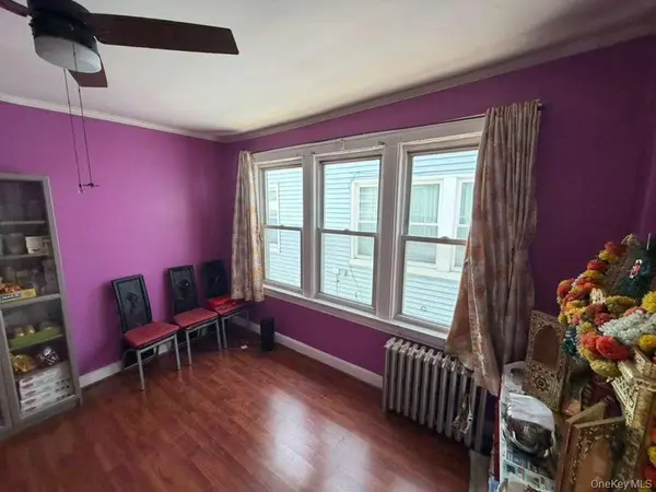 10754 128th ST, Richmond Hill, NY 11419