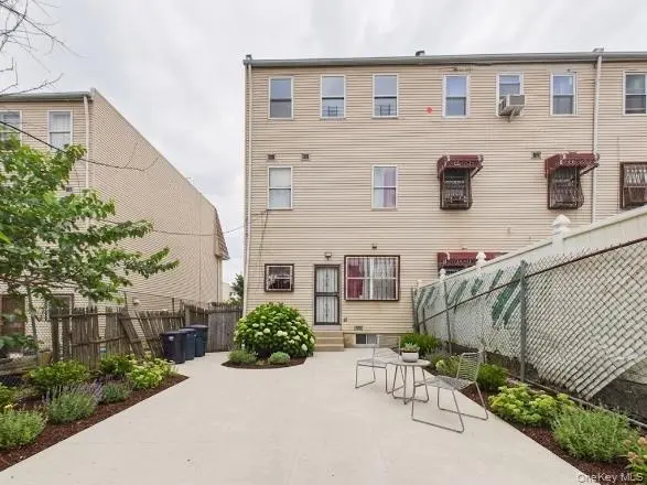 1222 Vyse AVE, Bronx, NY 10459
