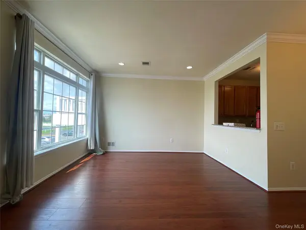 291 Surf DR #214B, Bronx, NY 10473