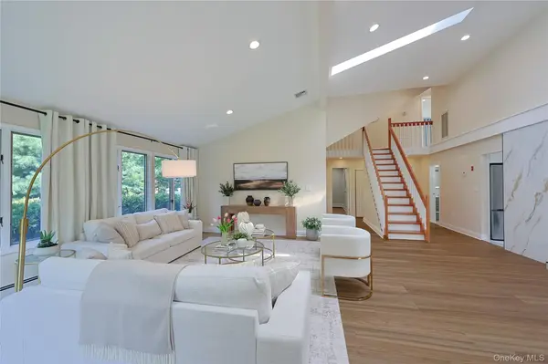 119 Harrow LN, Manhasset, NY 11030